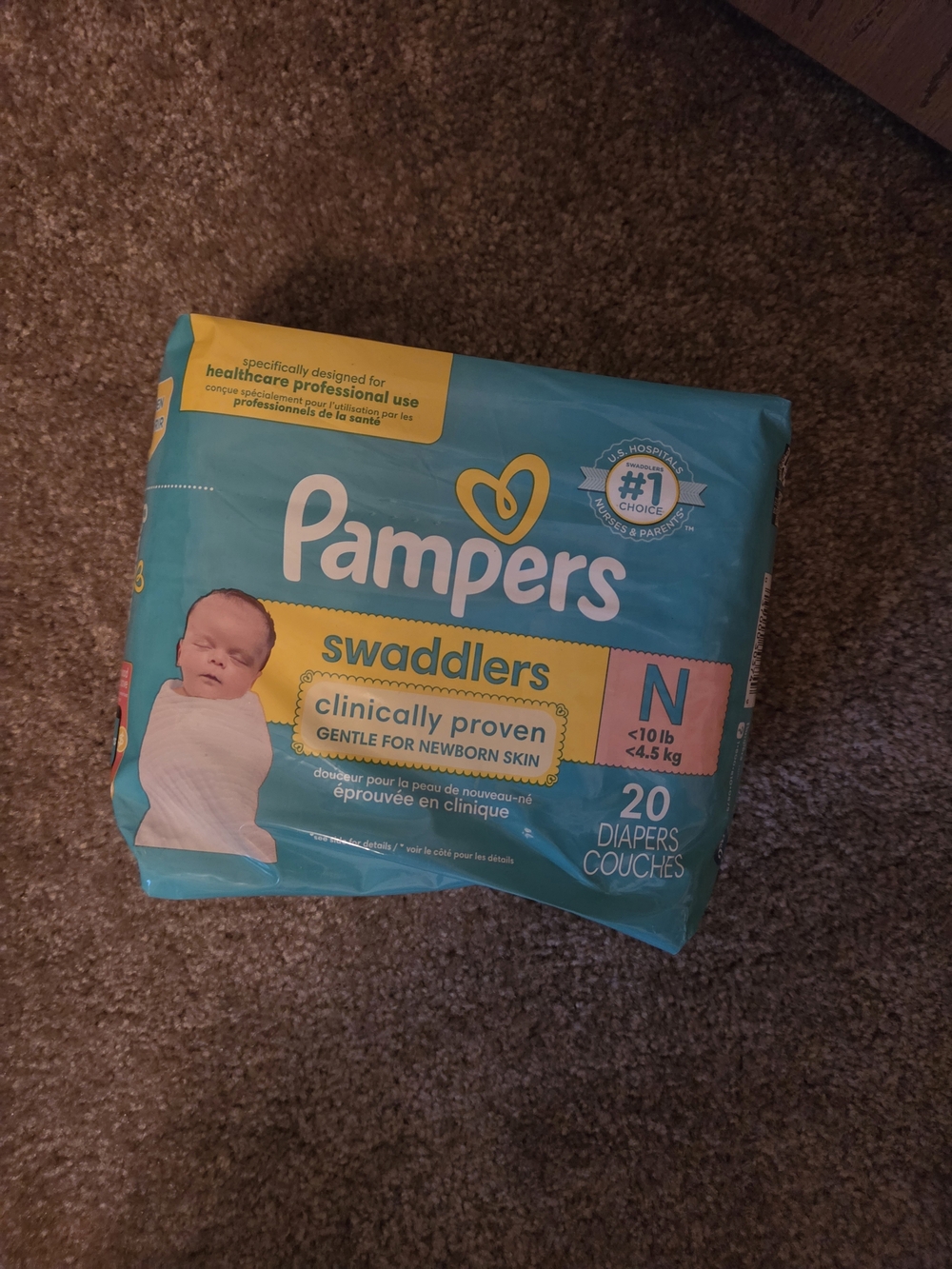 Pampers Swaddlers Newborn Diapers - Teal/Yellow (20 Count)